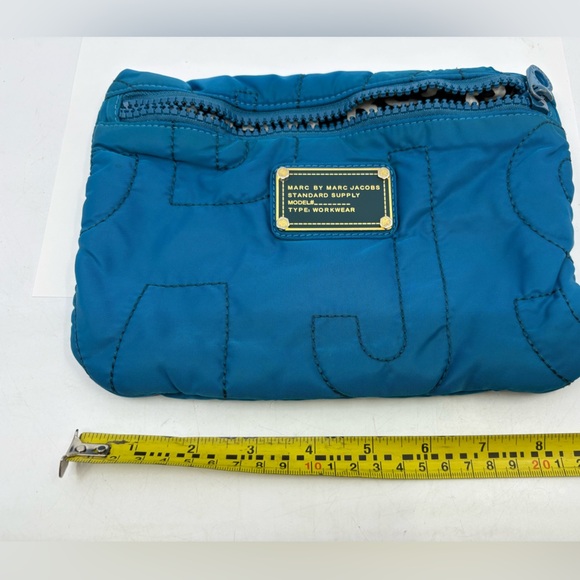 Marc by Marc Jacobs accessory bag / makeup bag - Picture 3 of 7